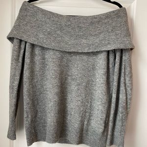 Abercrombie & Fitch off the shoulder sweater